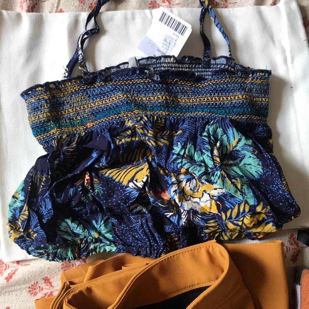 UO Blue Tropical tank